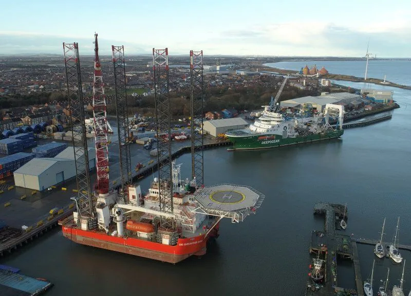 GMS jack up vessel visits Port of Blyth